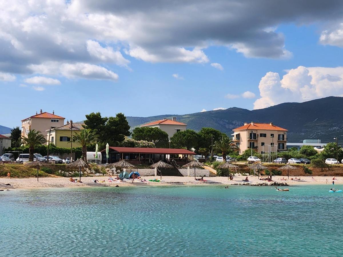 Airport Split Apartment Kaštel Štafilić Екстериор снимка